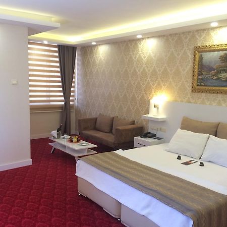 Cavusoglu Oteli Adana Luaran gambar